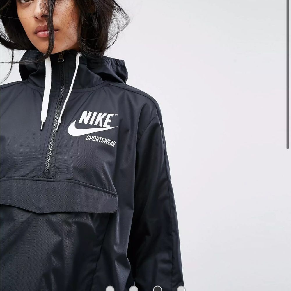Nike Women's Archive Sportswear Black Jacket Spell Out Retro Sz Small - Picture 2 of 13